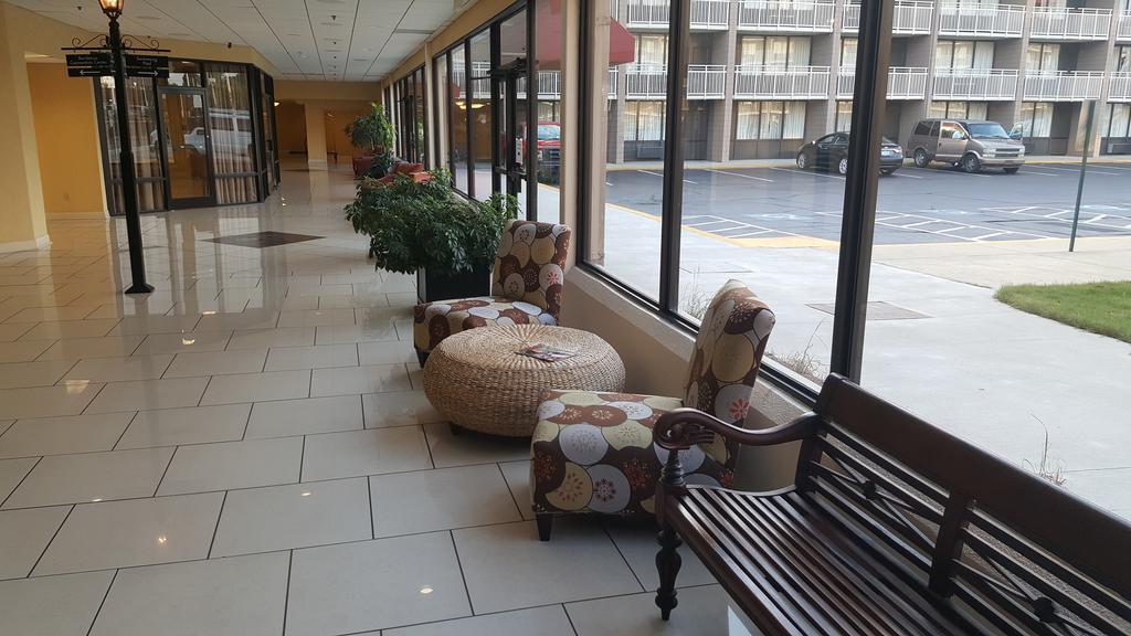 Baymont By Wyndham Fayetteville Fort Bragg Area Екстер'єр фото
