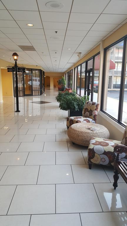 Baymont By Wyndham Fayetteville Fort Bragg Area Екстер'єр фото